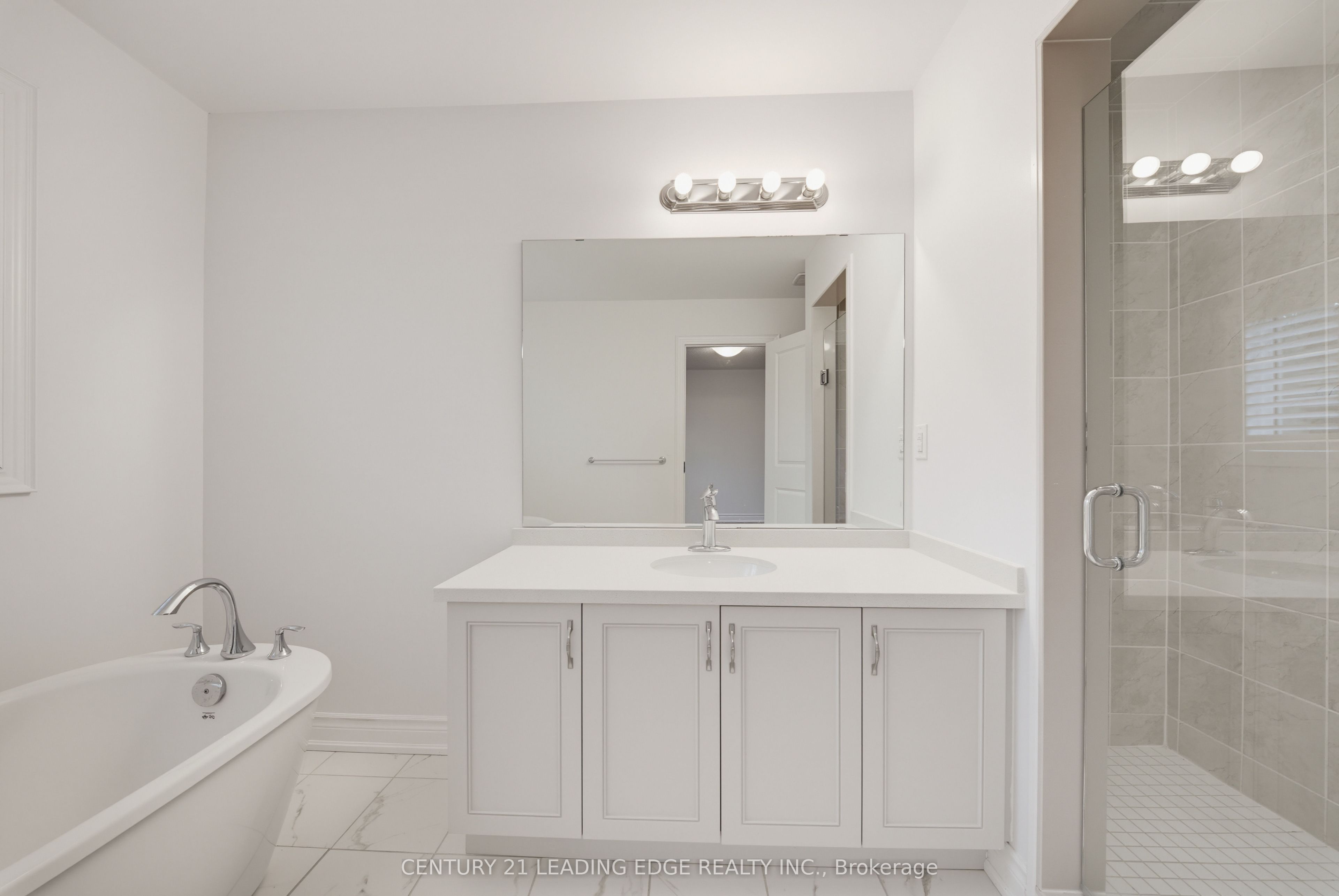 28 Liam Lane Property Photo 20