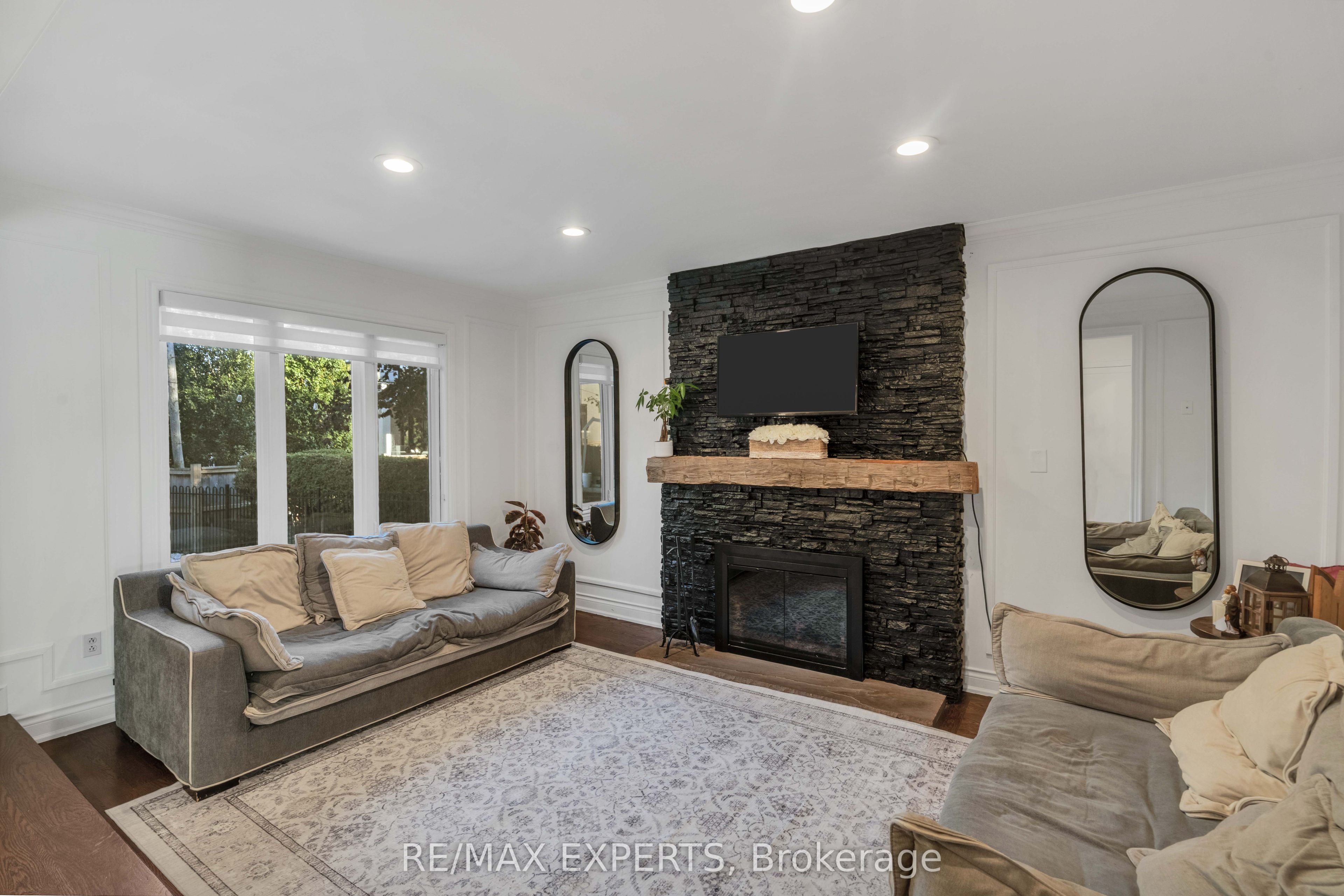 61 Fisher Street Property Photo 8