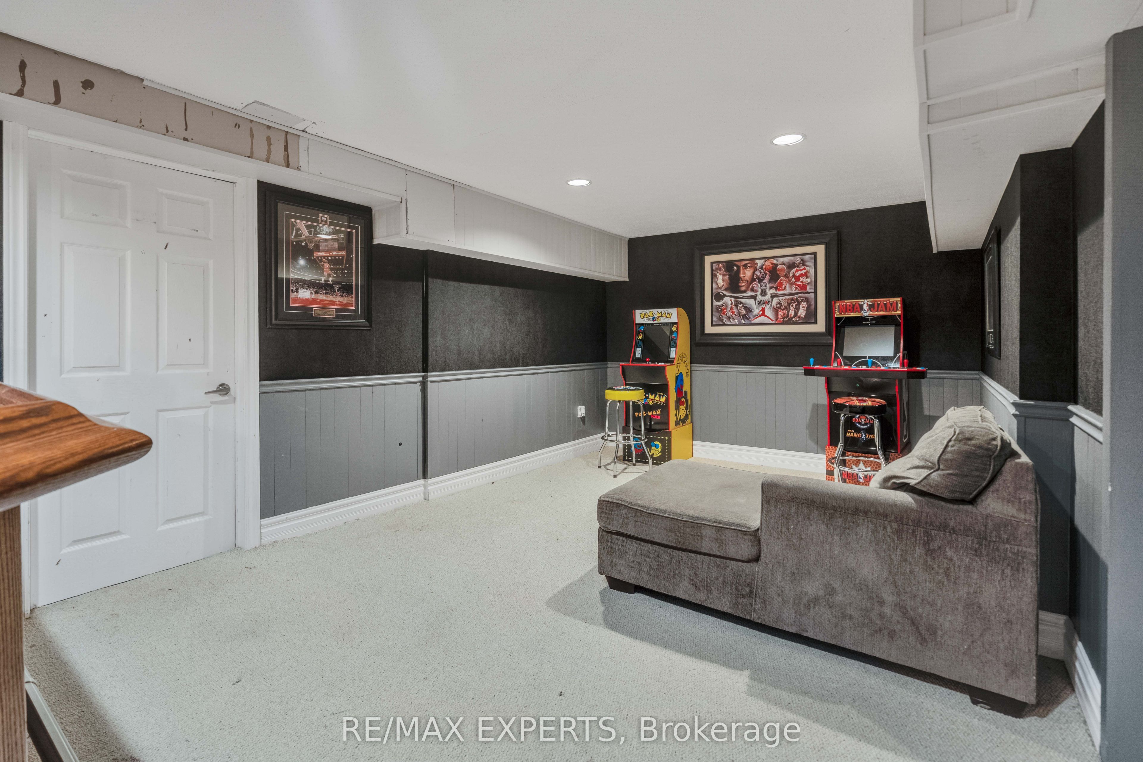 61 Fisher Street Property Photo 27