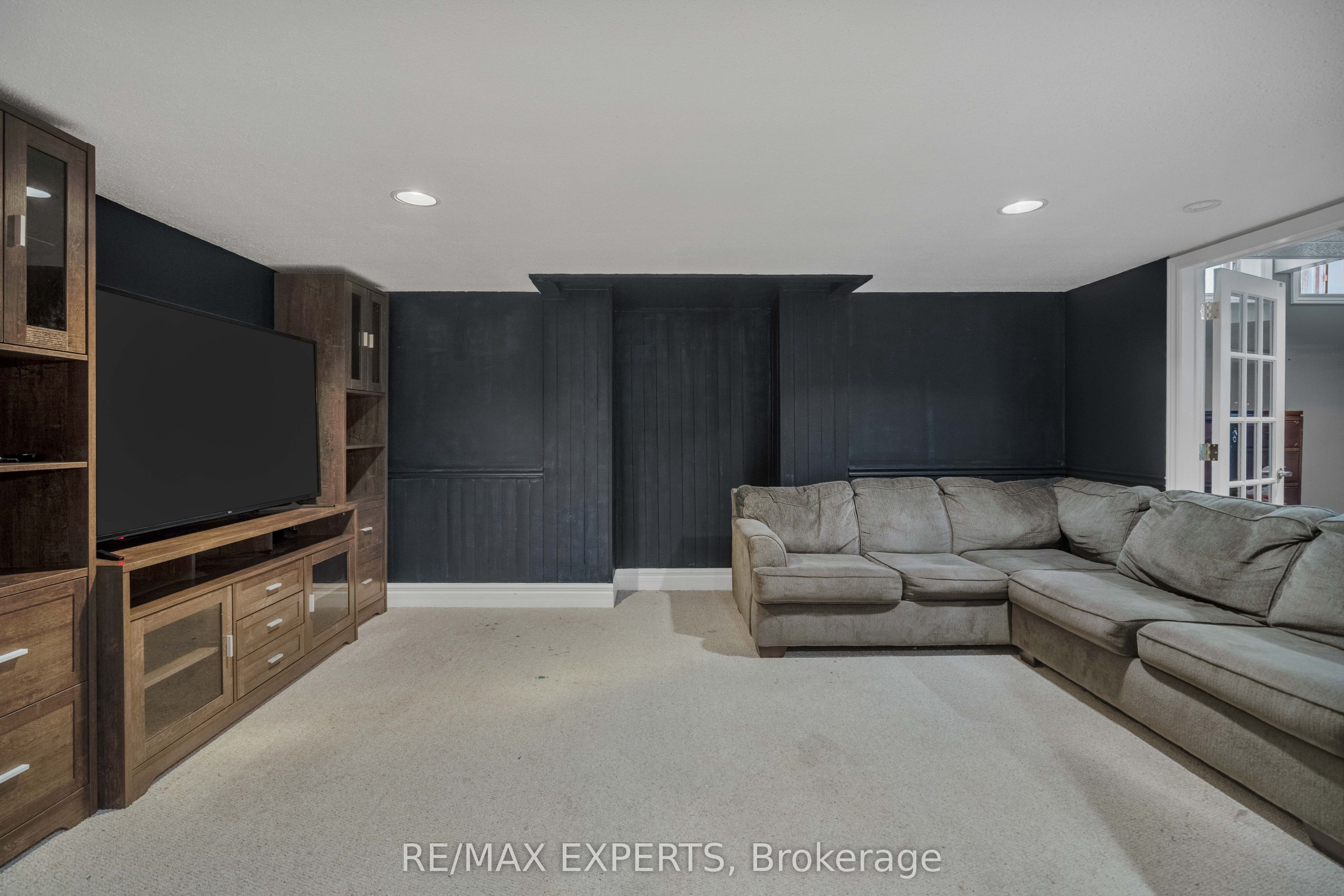 61 Fisher Street Property Photo 29