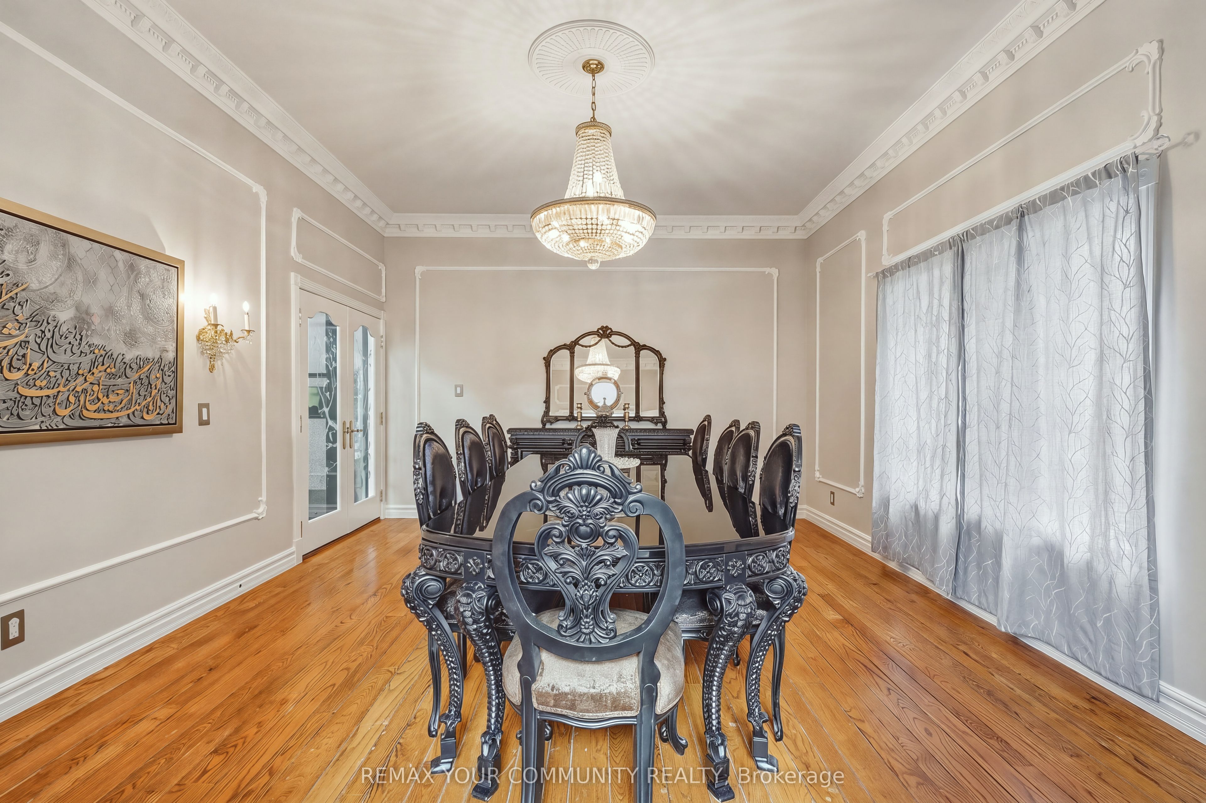 176 Old Surrey Lane Property Photo 7