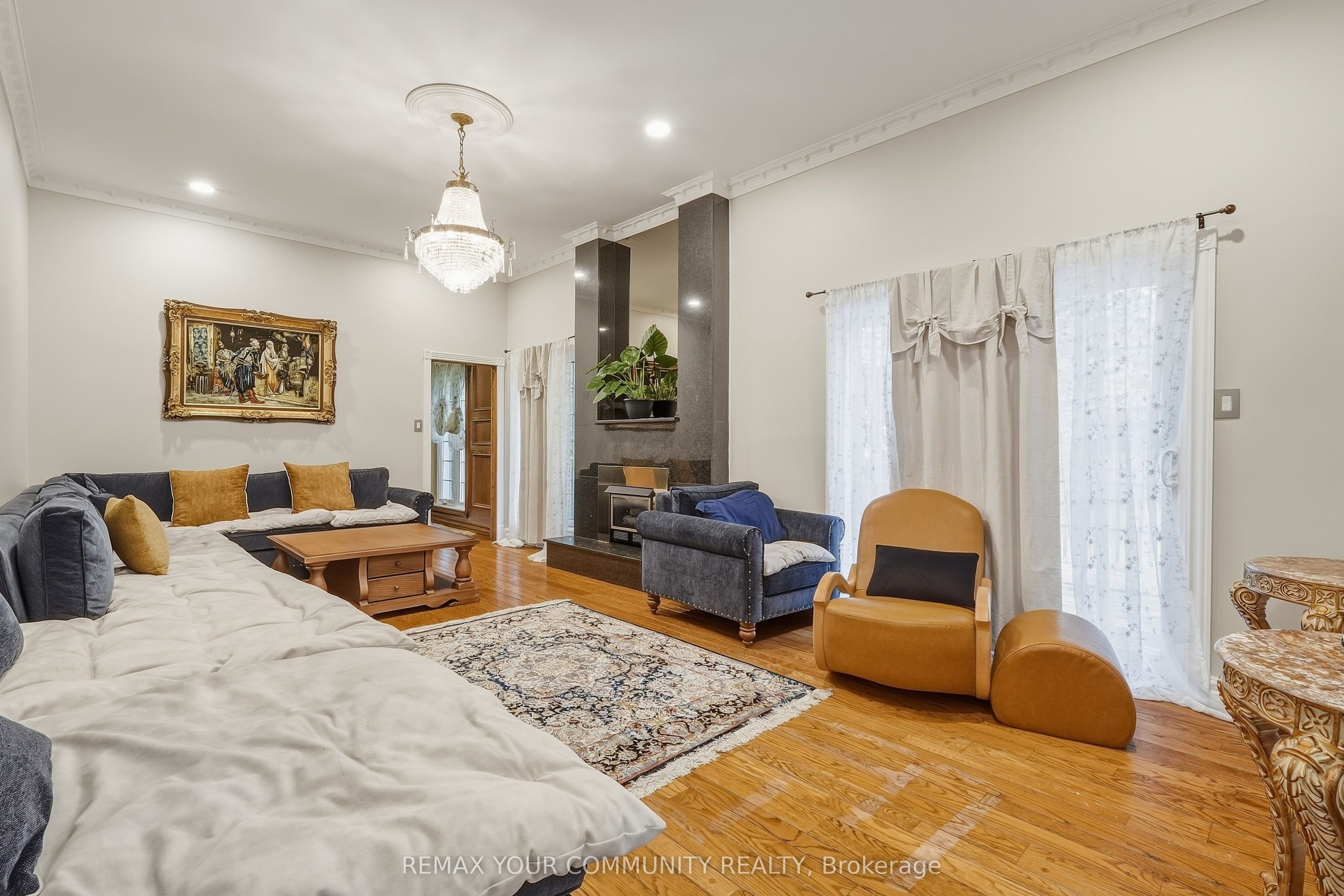 176 Old Surrey Lane Property Photo 14