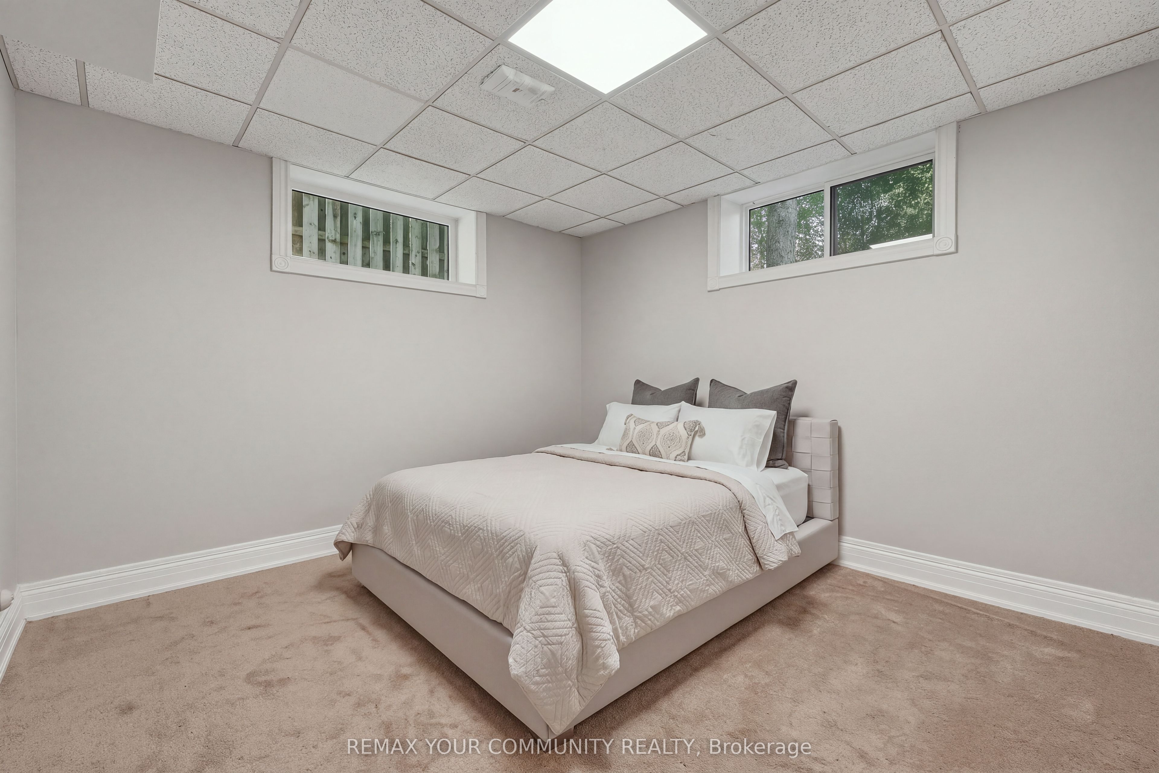 176 Old Surrey Lane Property Photo 39