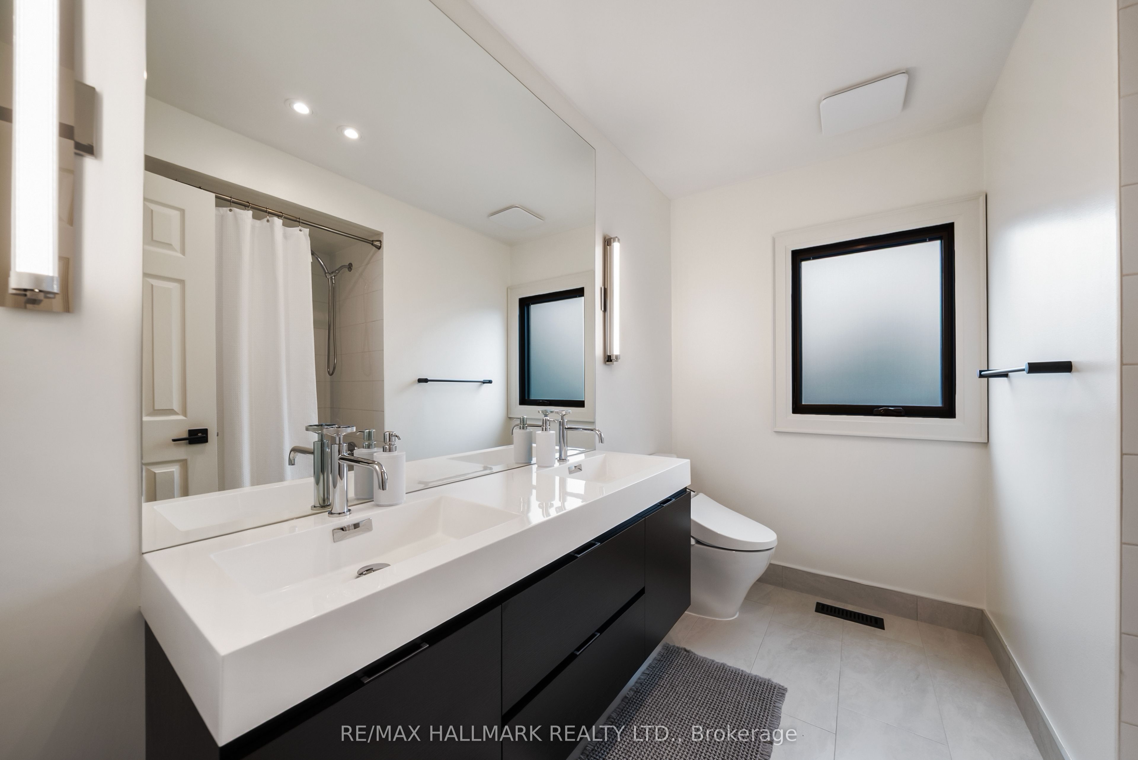 54 Theobalds Circle Property Photo 28