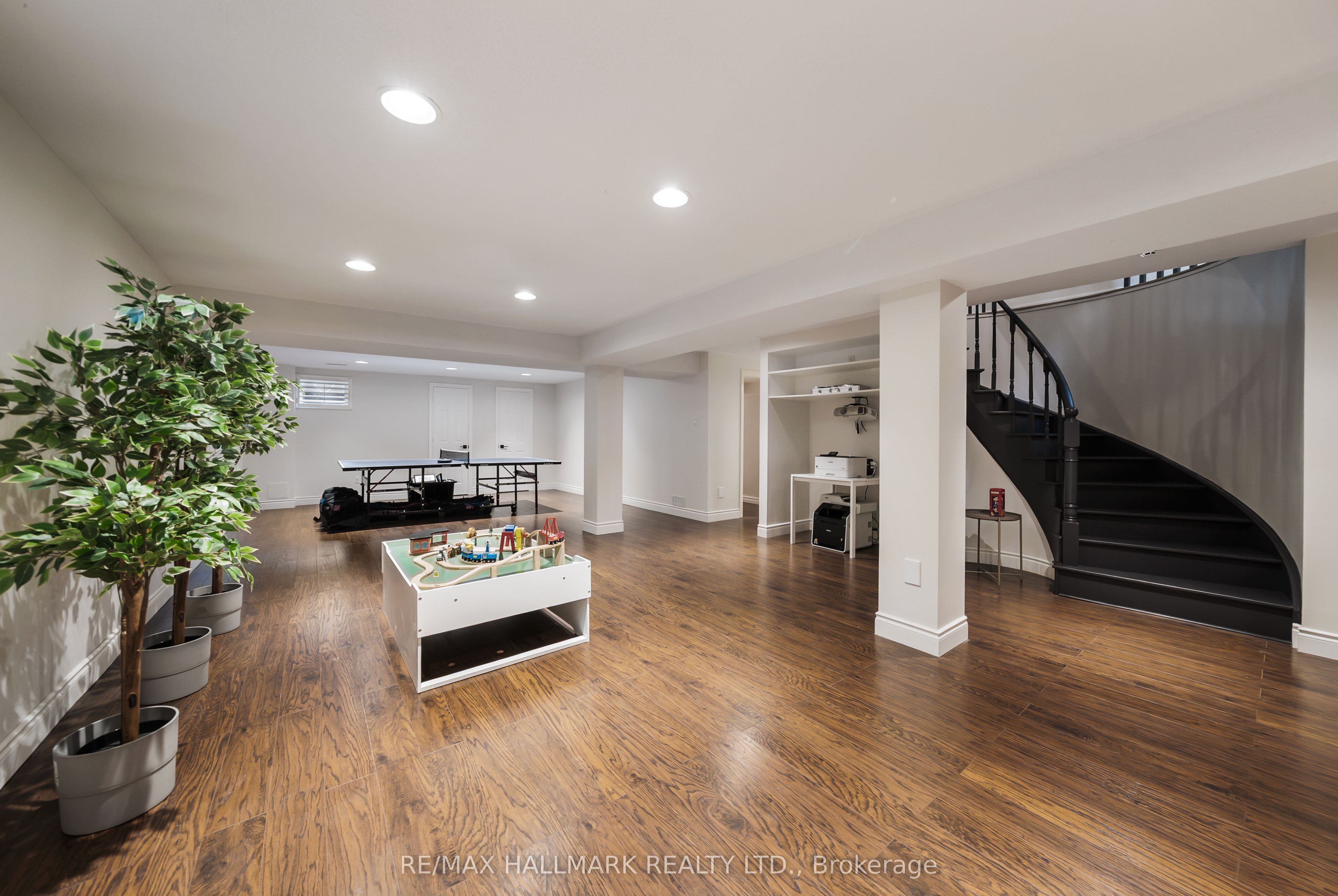 54 Theobalds Circle Property Photo 32