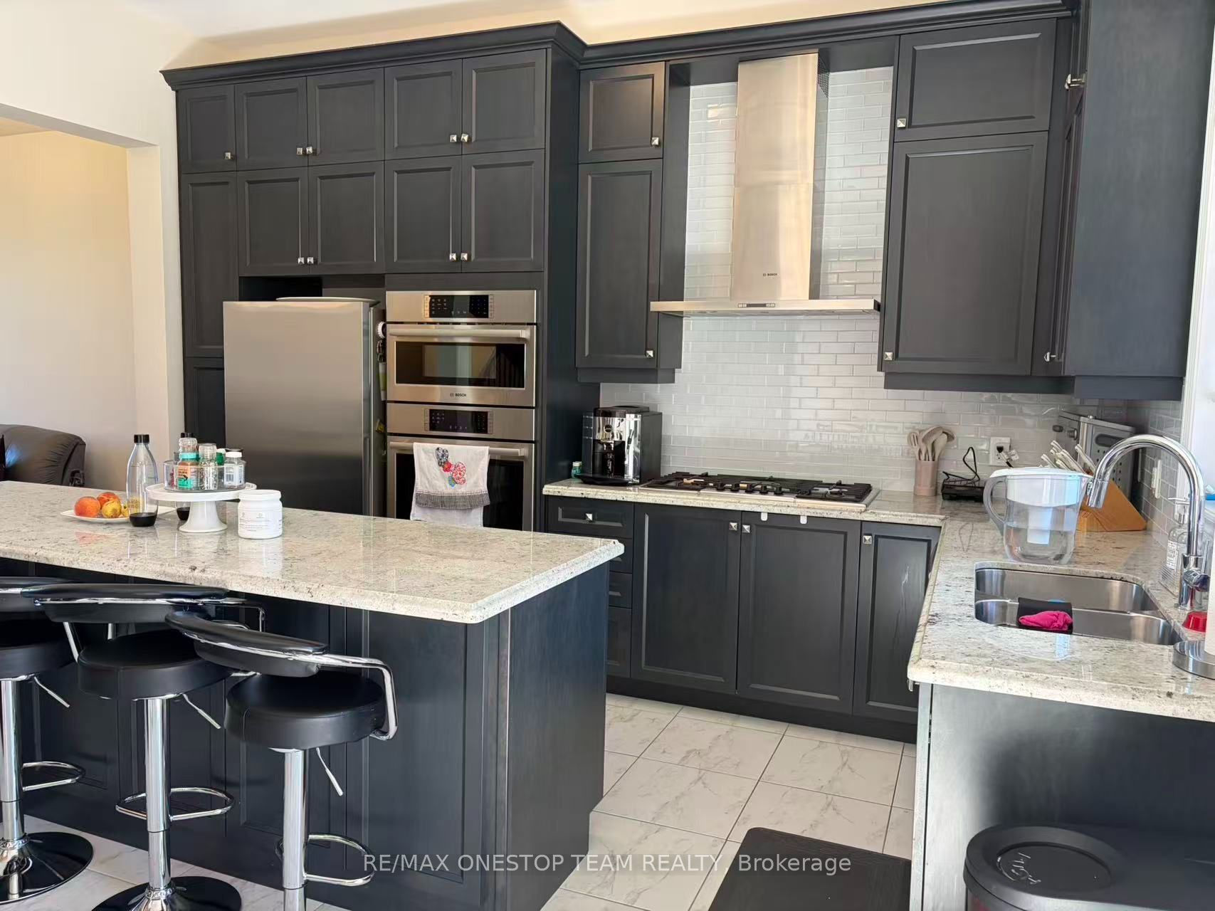 34 Heriot Place Property Photo 6