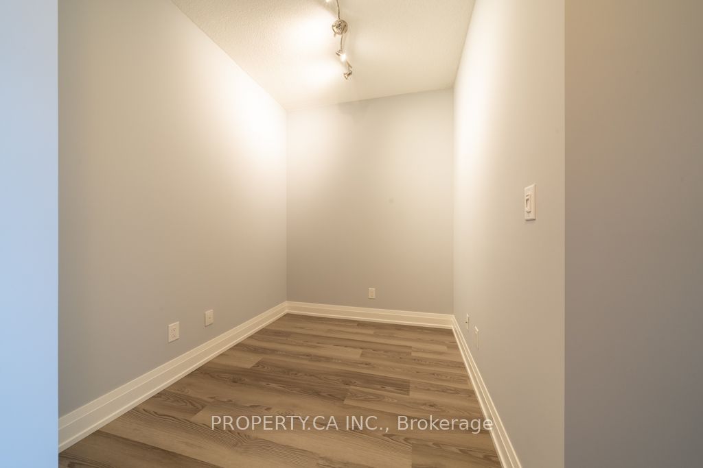3700 Highway 7 2201 Property Photo 3