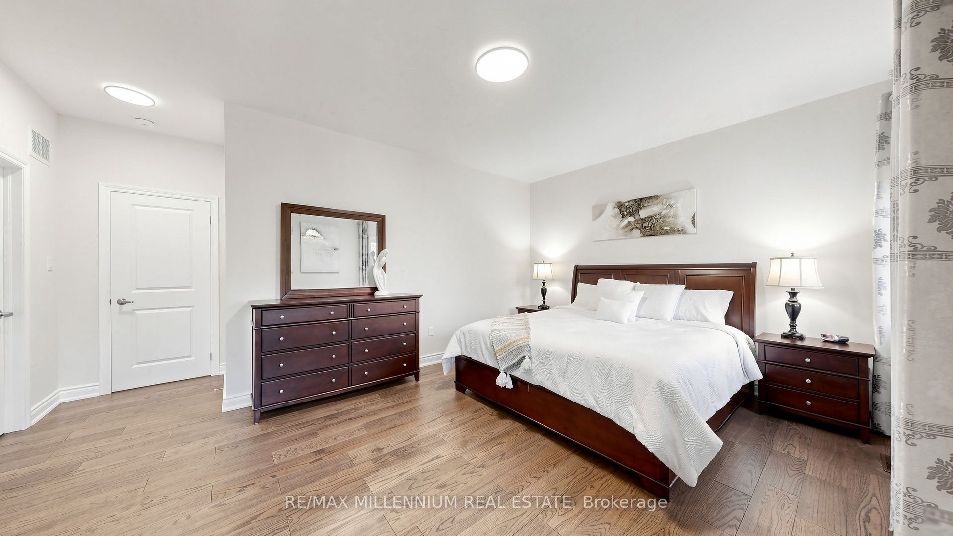 327 Mactier Drive Property Photo 26