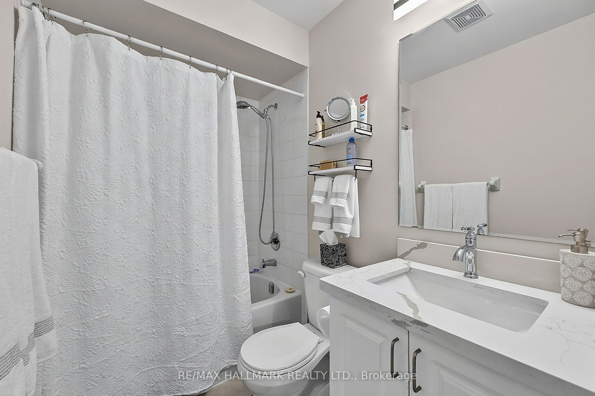 710 Wendy Culbert Crescent Property Photo 25