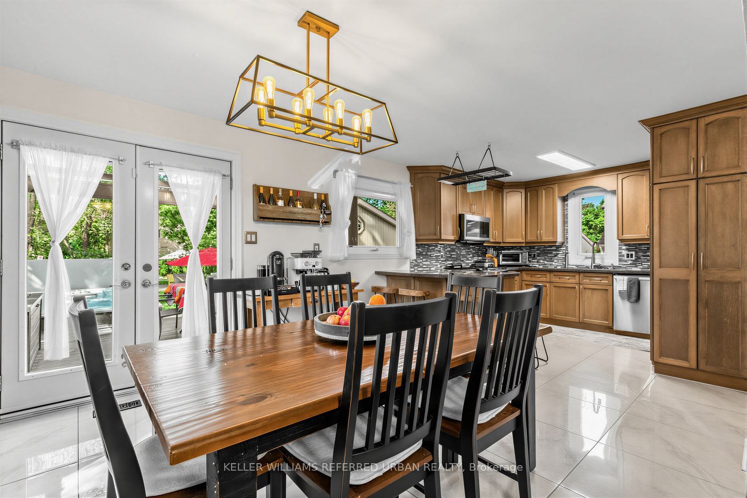 12 Railway Street Property Photo 14