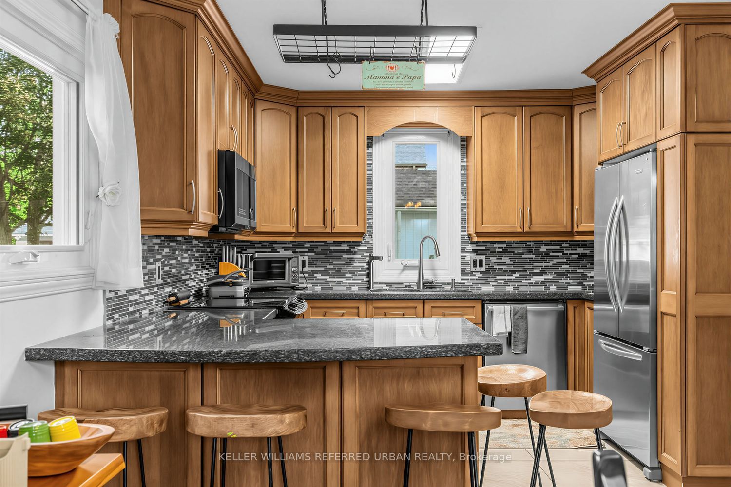 12 Railway Street Property Photo 16