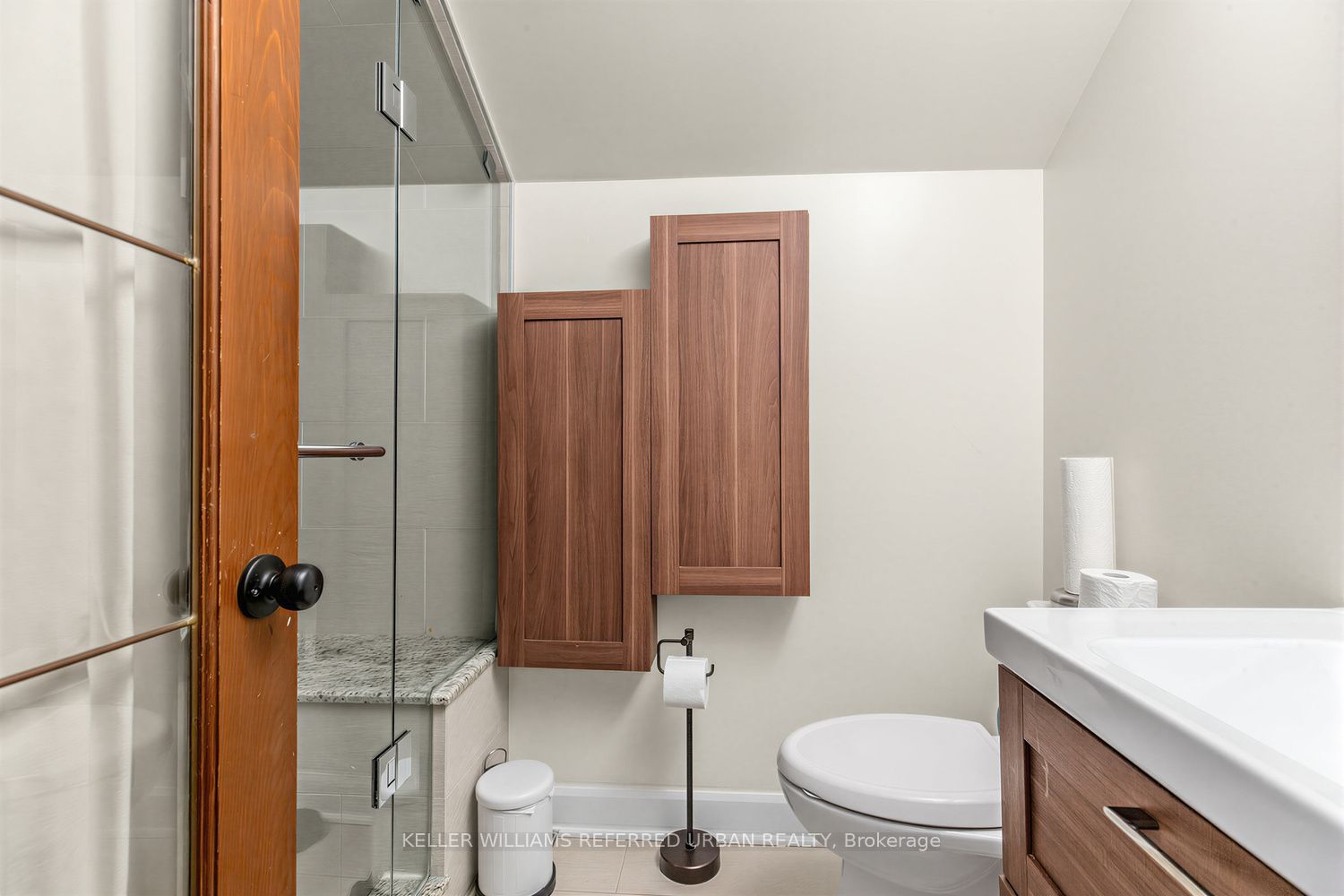 12 Railway Street Property Photo 28