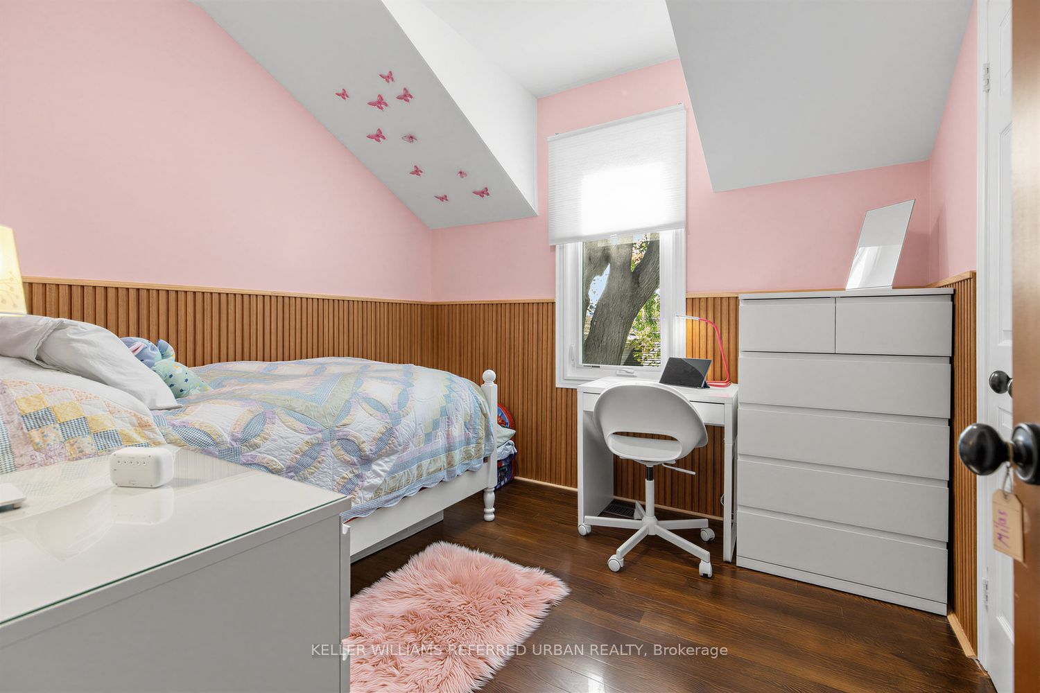 12 Railway Street Property Photo 29