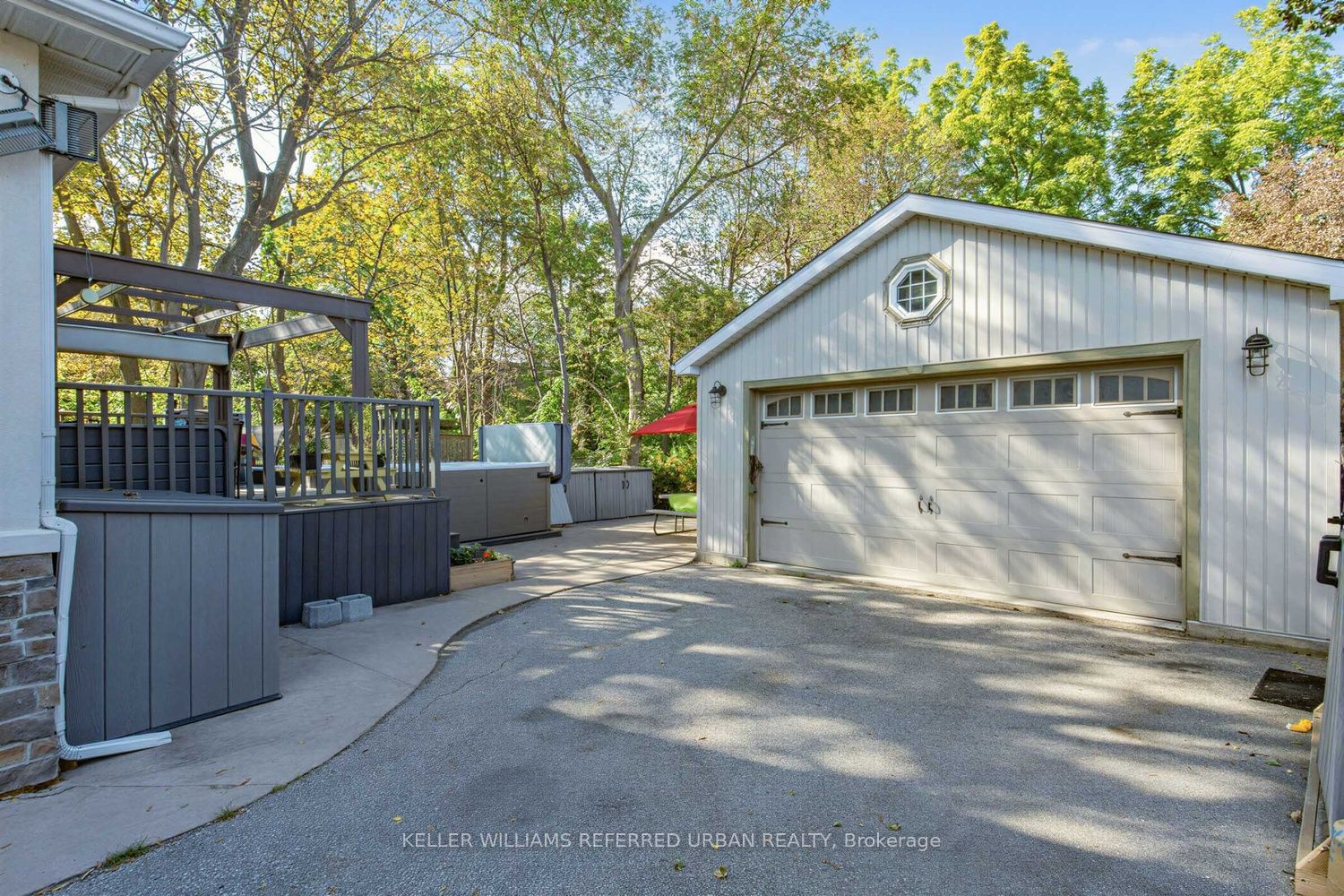 12 Railway Street Property Photo 48