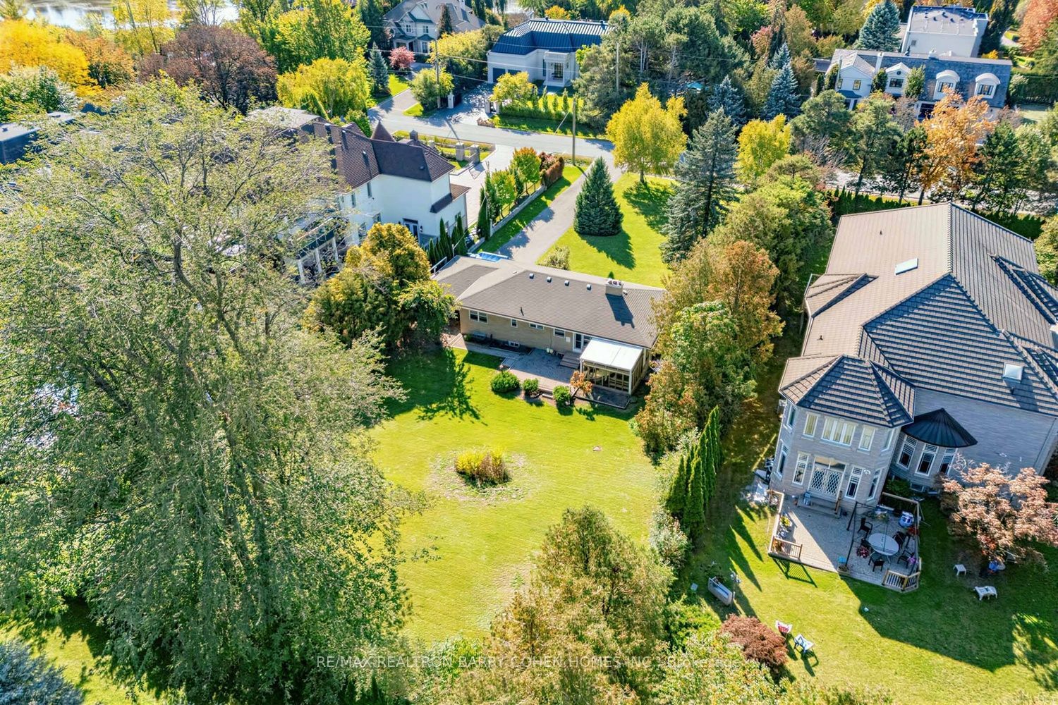 19 Oakbank Road Property Photo 4