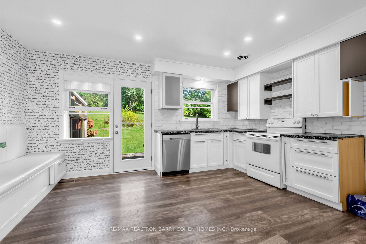 19 Oakbank Road Property Photo 13