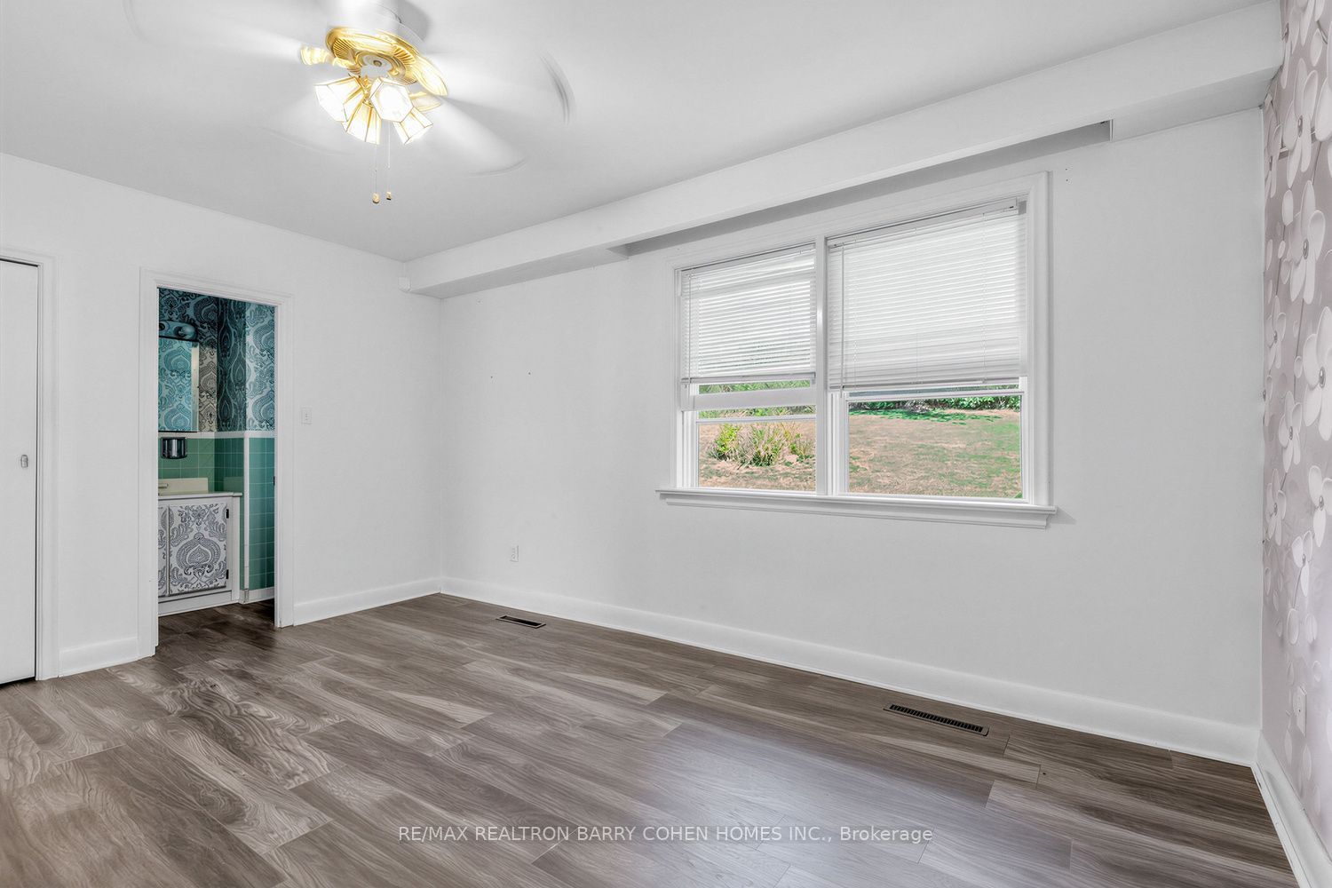19 Oakbank Road Property Photo 22