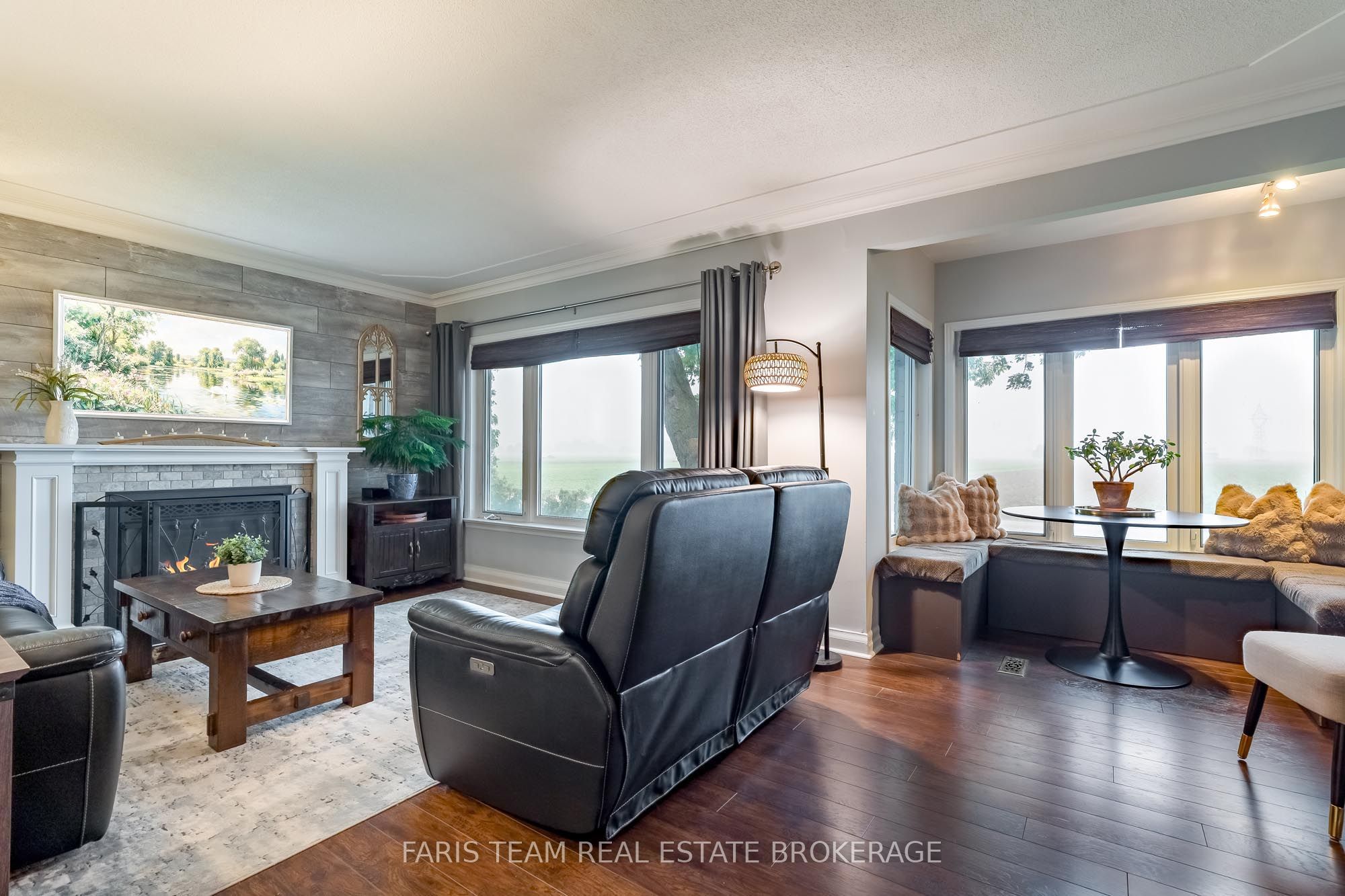 300 Juliana Road Property Photo 17