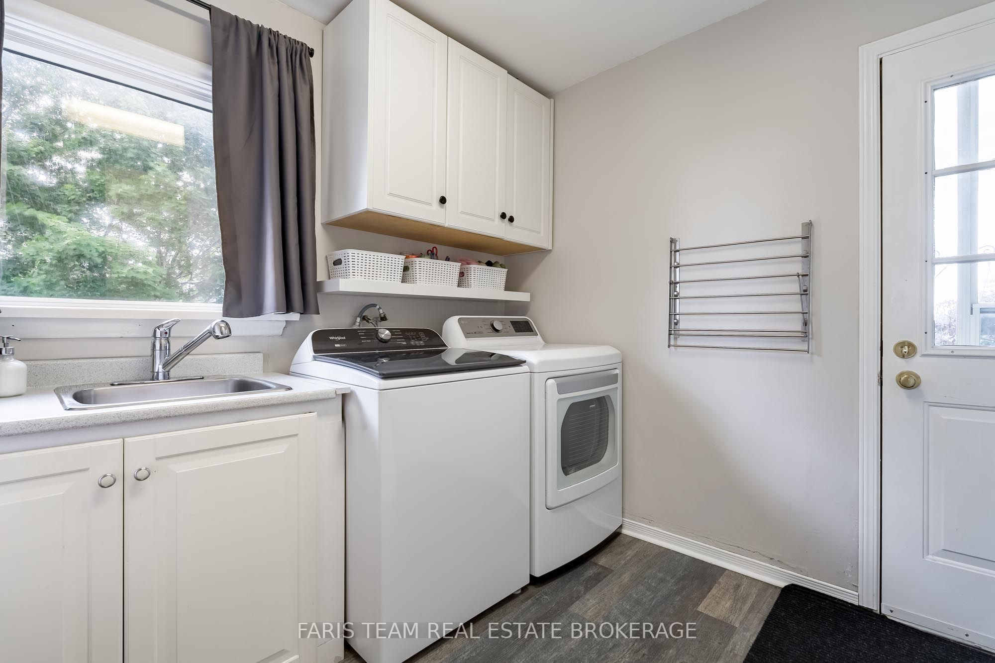 300 Juliana Road Property Photo 22