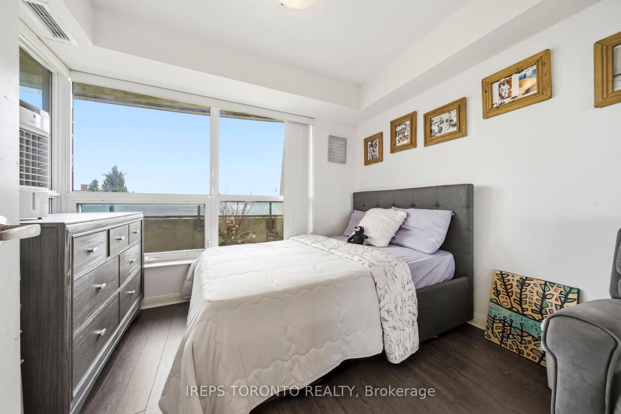 75 Norman Bethune Avenue 209 Property Photo 12