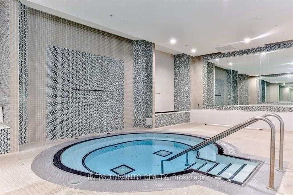 75 Norman Bethune Avenue 209 Property Photo 26