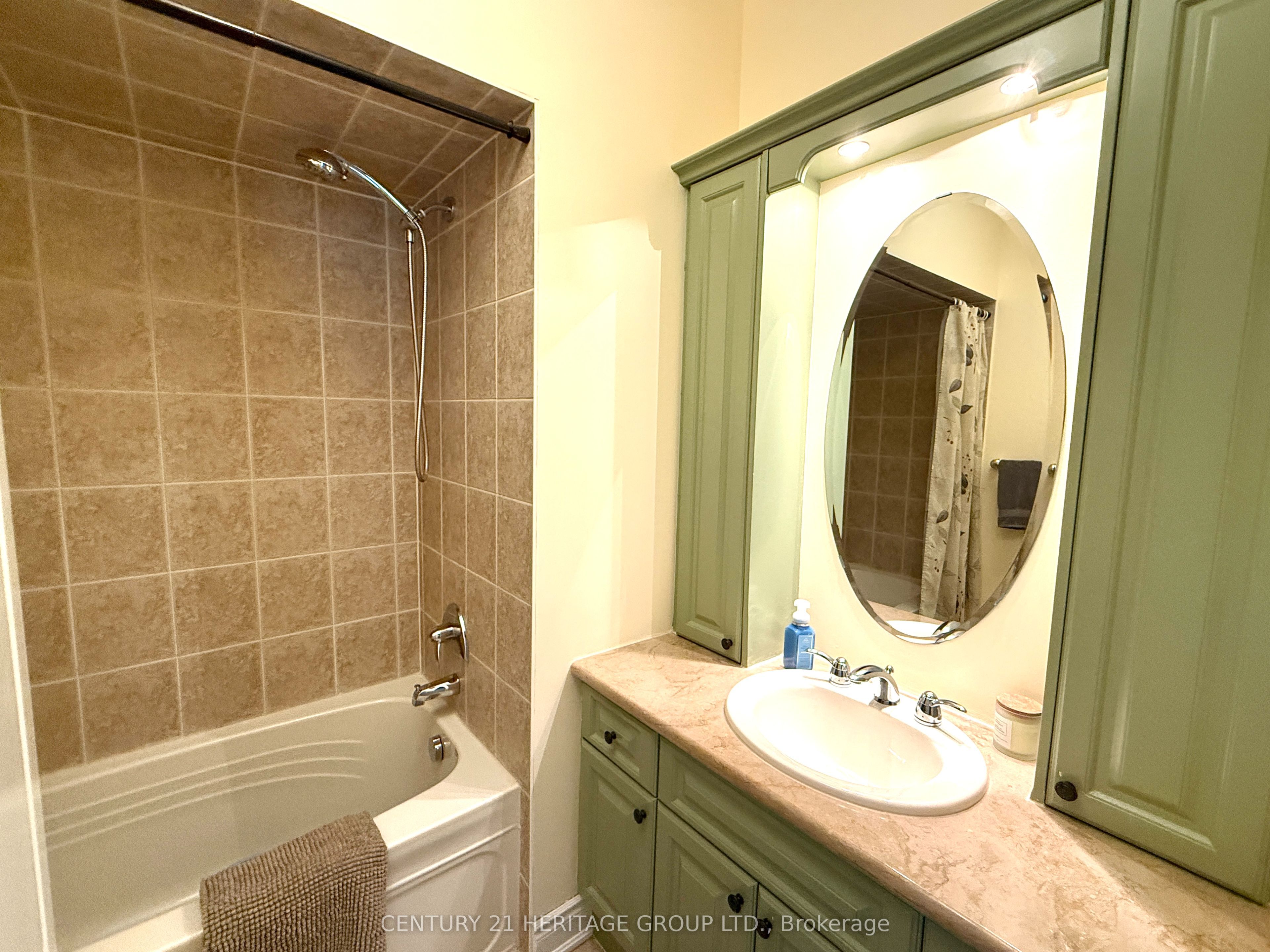 49 Shore Crescent Property Photo 23