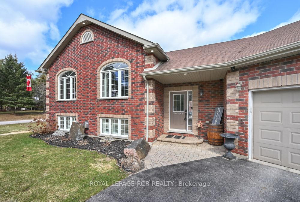 10 Fisher Drive Property Photo 3