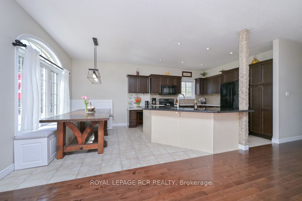 10 Fisher Drive Property Photo 9