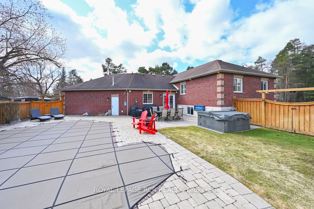 10 Fisher Drive Property Photo 32