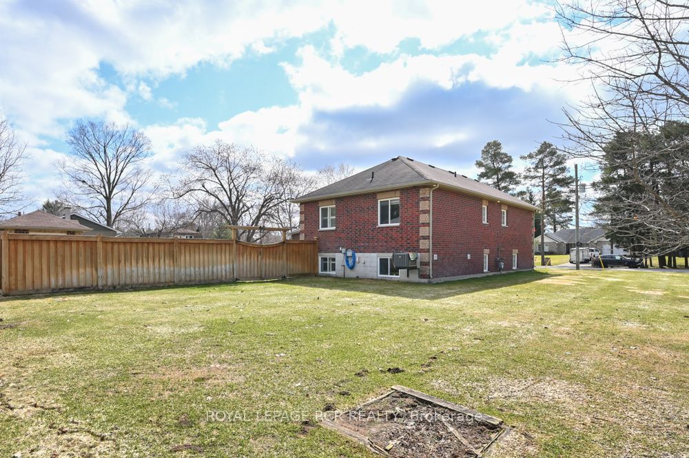 10 Fisher Drive Property Photo 33