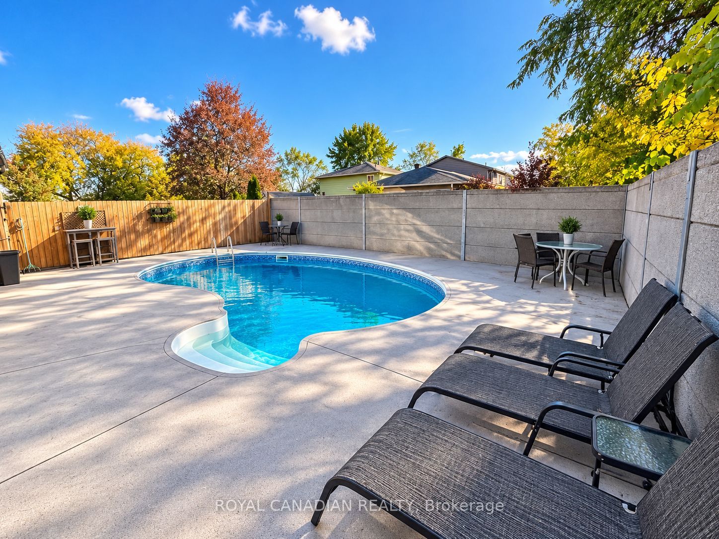 36 Maplegrove Avenue Property Photo 1
