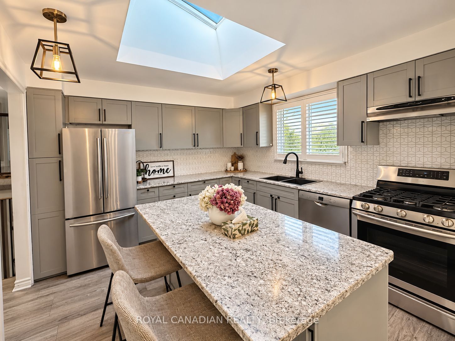 36 Maplegrove Avenue Property Photo 6