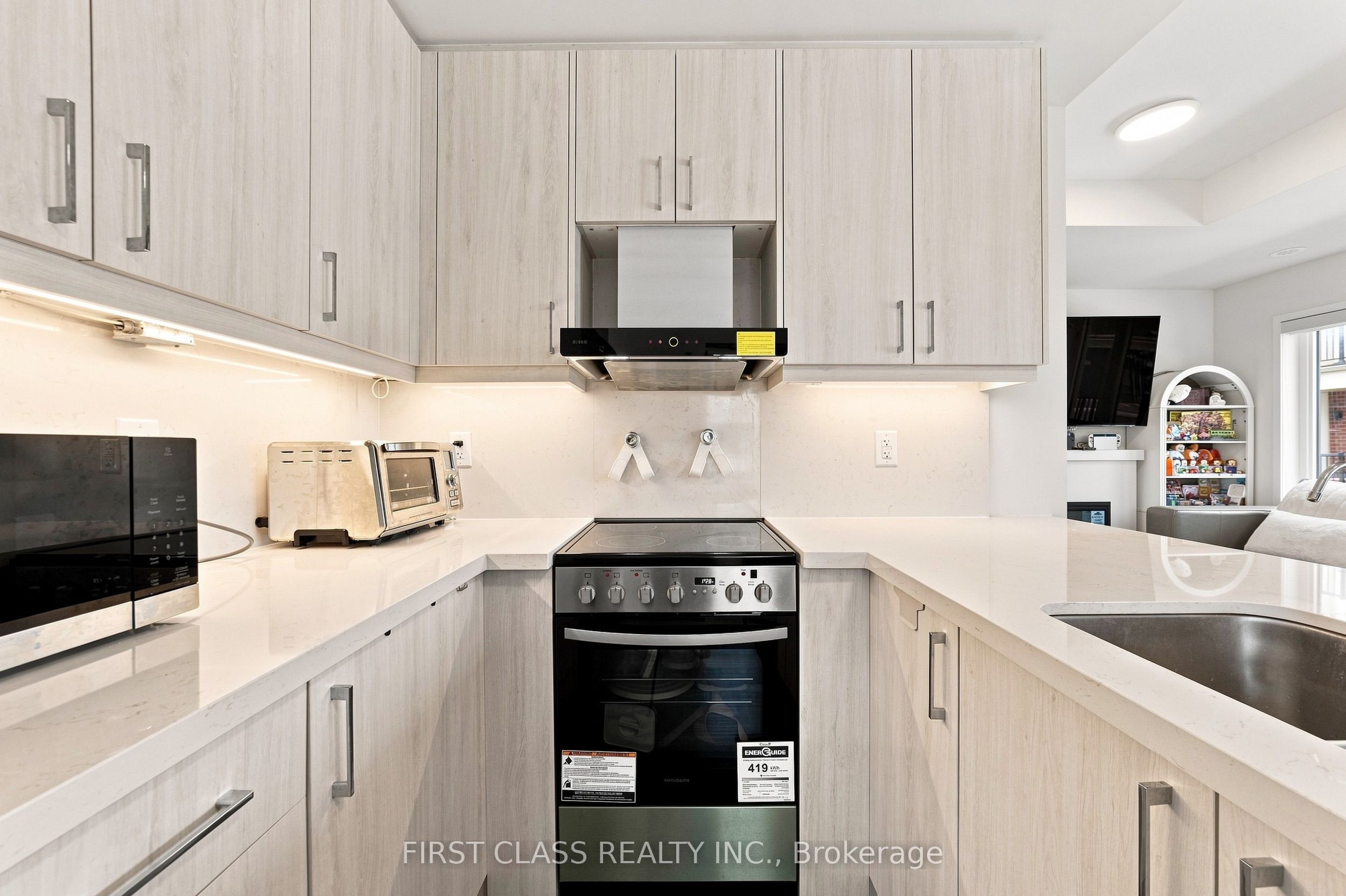 224 Matawin Lane Property Photo 14