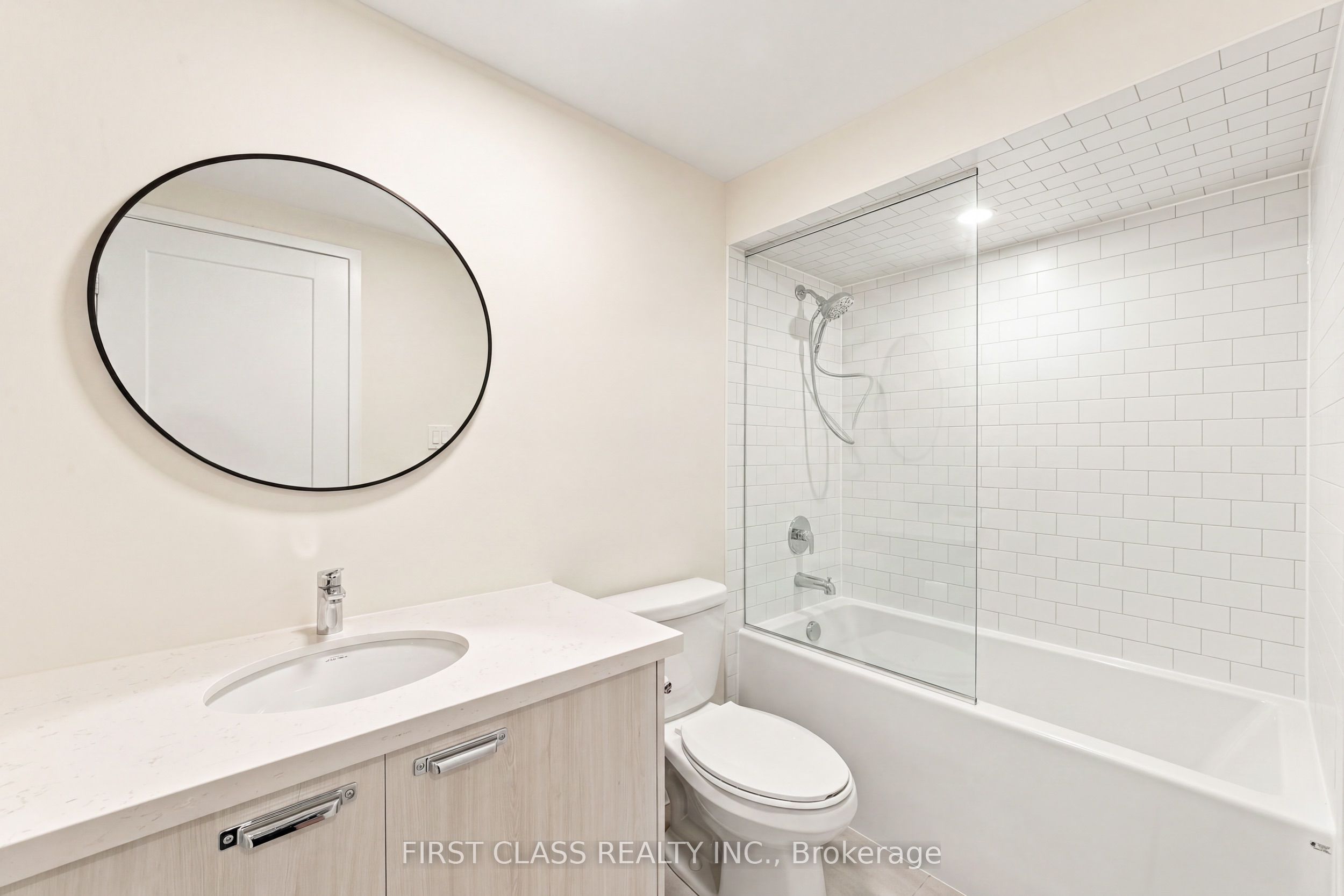 224 Matawin Lane Property Photo 28