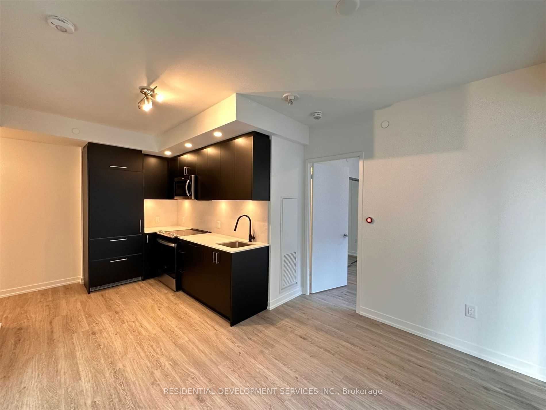 3 Rosewater Street 207w Property Photo 3