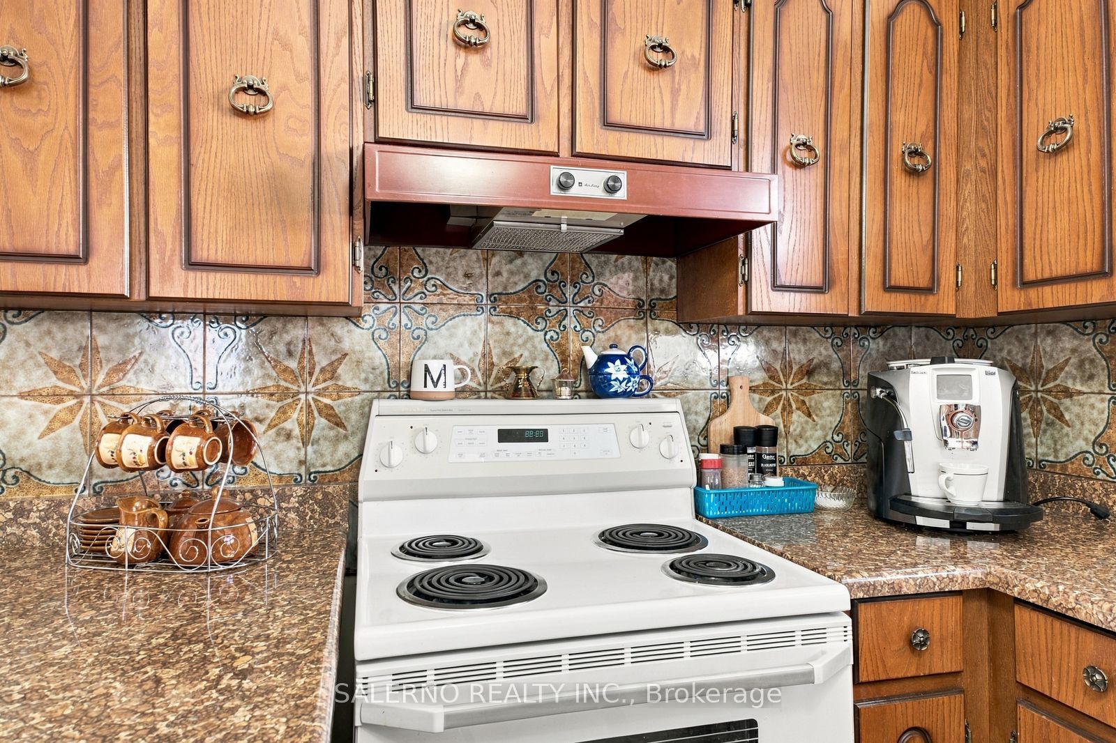 467 Woodbridge Avenue Property Photo 19