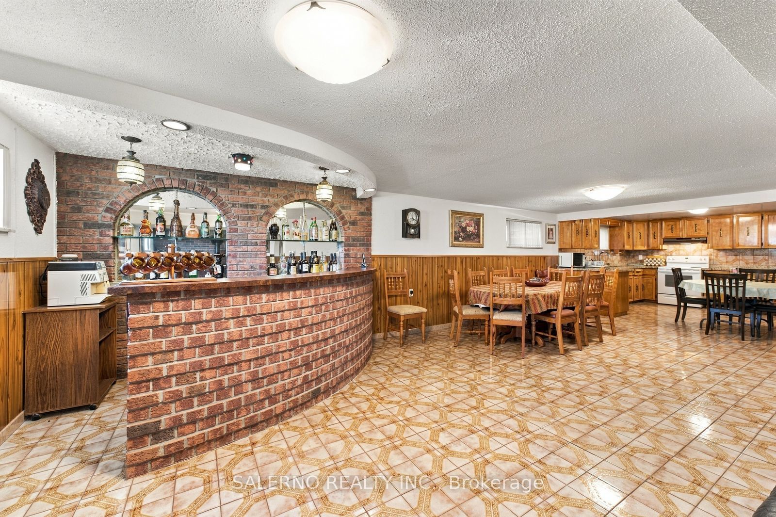 467 Woodbridge Avenue Property Photo 35