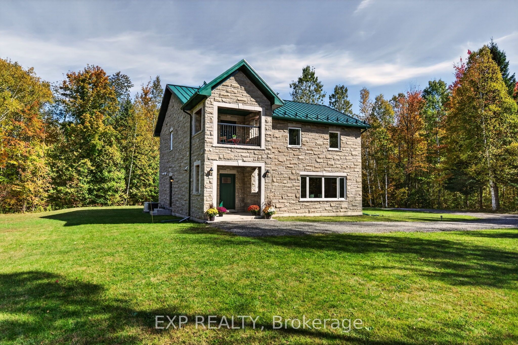 9525 Old Homestead Road Property Photo 3
