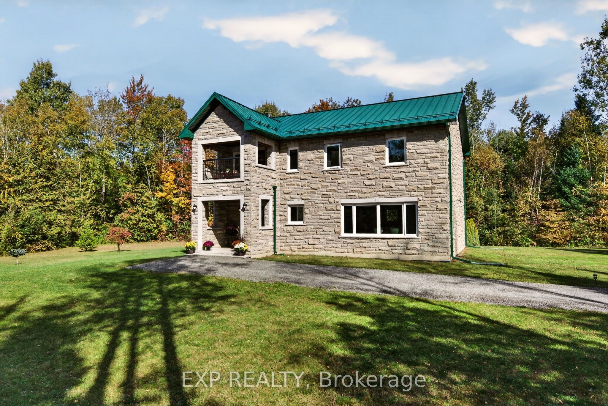9525 Old Homestead Road Property Photo 4