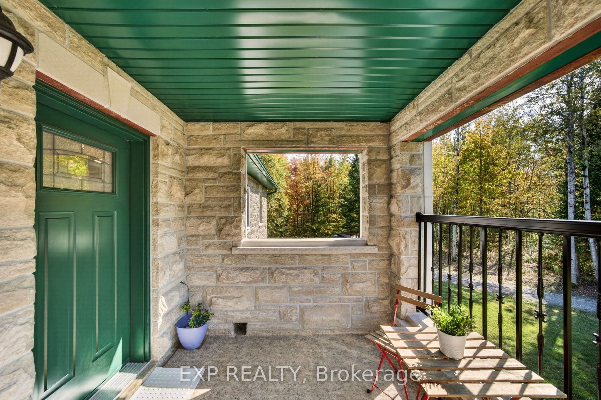 9525 Old Homestead Road Property Photo 10
