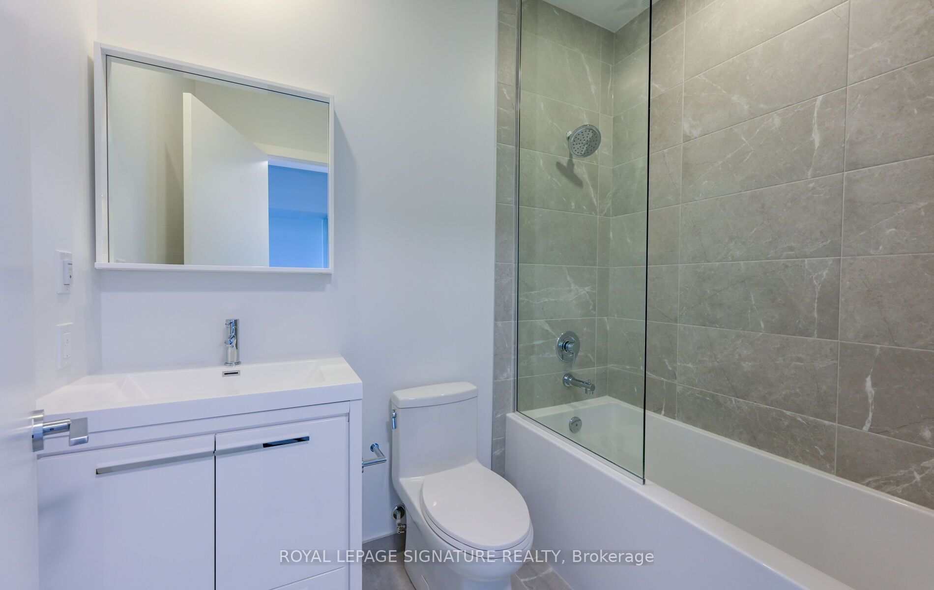 5 Meadowdale Road 904 Property Photo 18