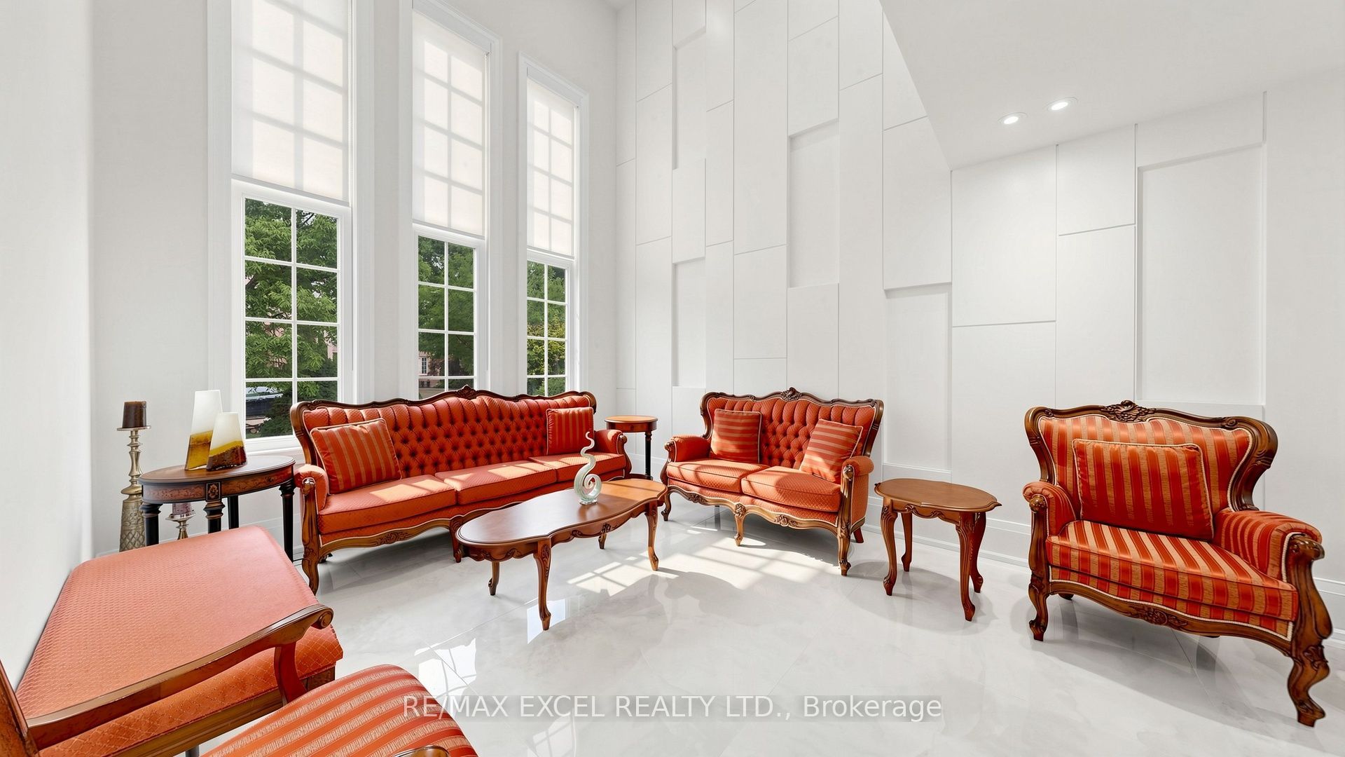 2b Trinity Crescent Property Photo 6