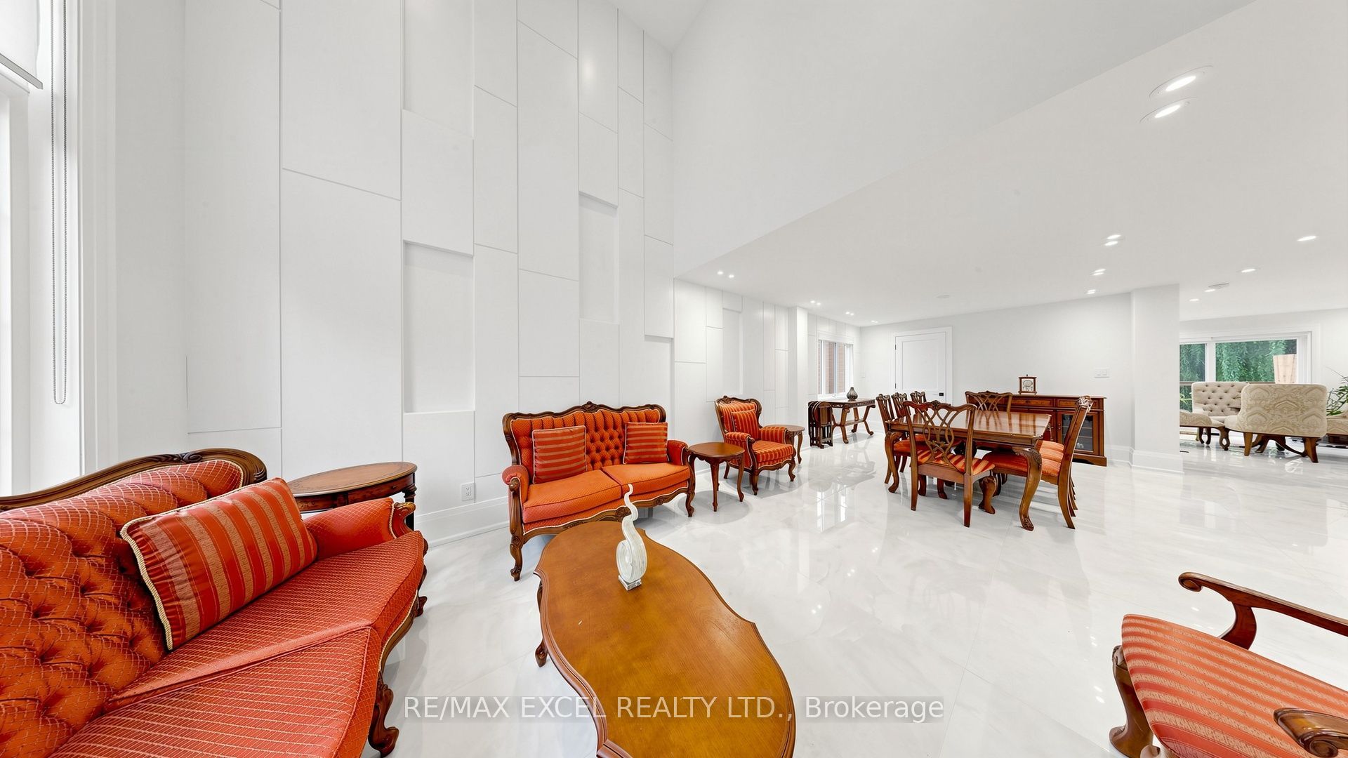 2b Trinity Crescent Property Photo 9