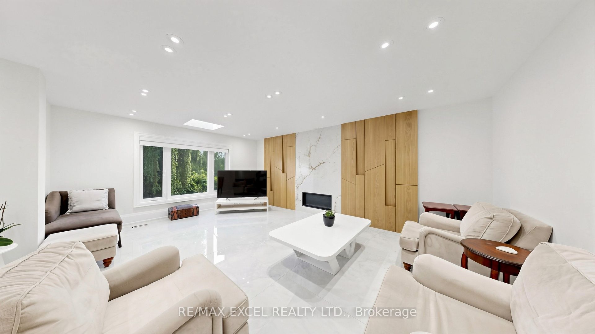 2b Trinity Crescent Property Photo 12
