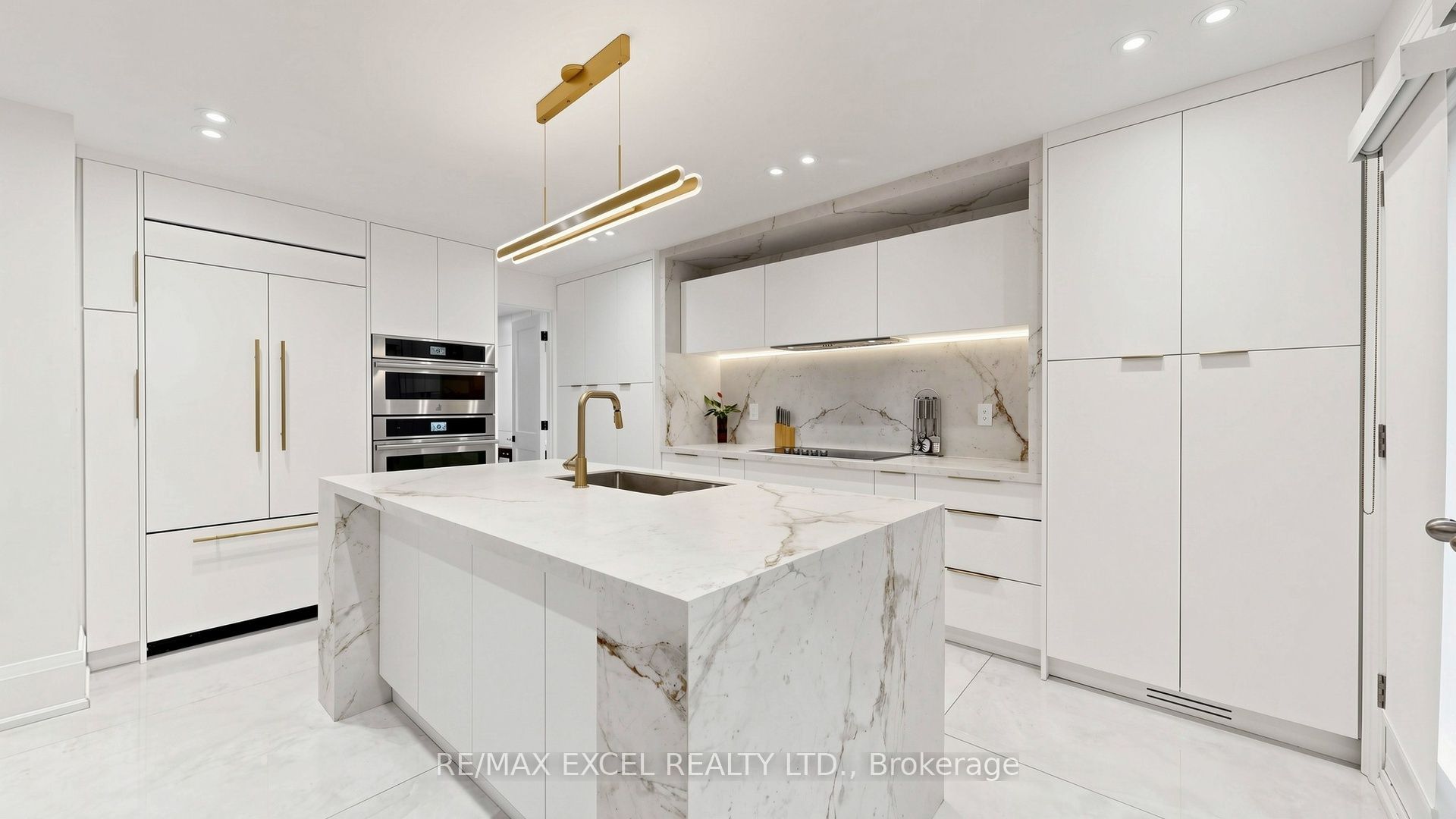 2b Trinity Crescent Property Photo 21