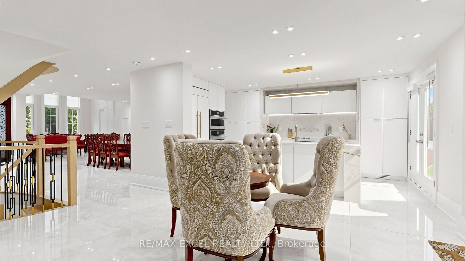 2b Trinity Crescent Property Photo 23