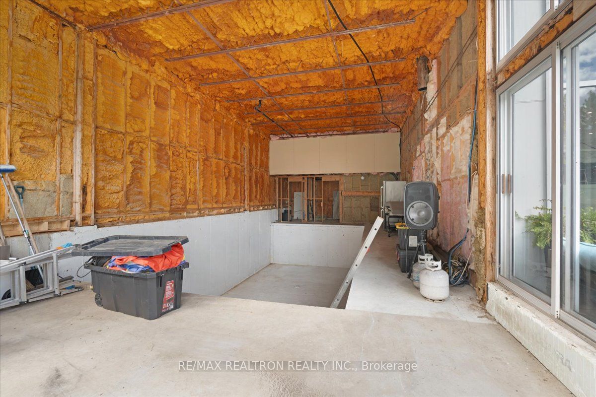 4761 9th Line Property Photo 38
