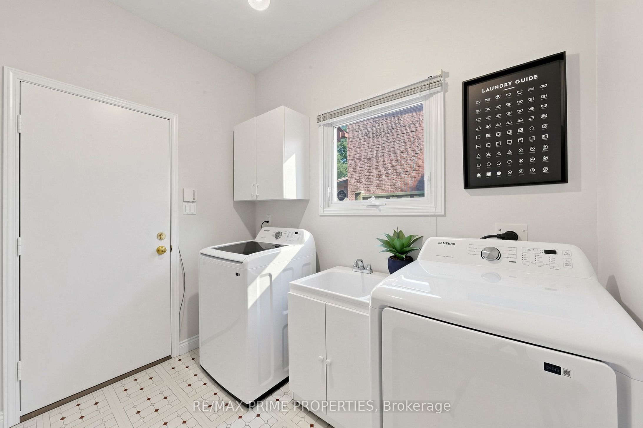 105 Tilman Circle Property Photo 21