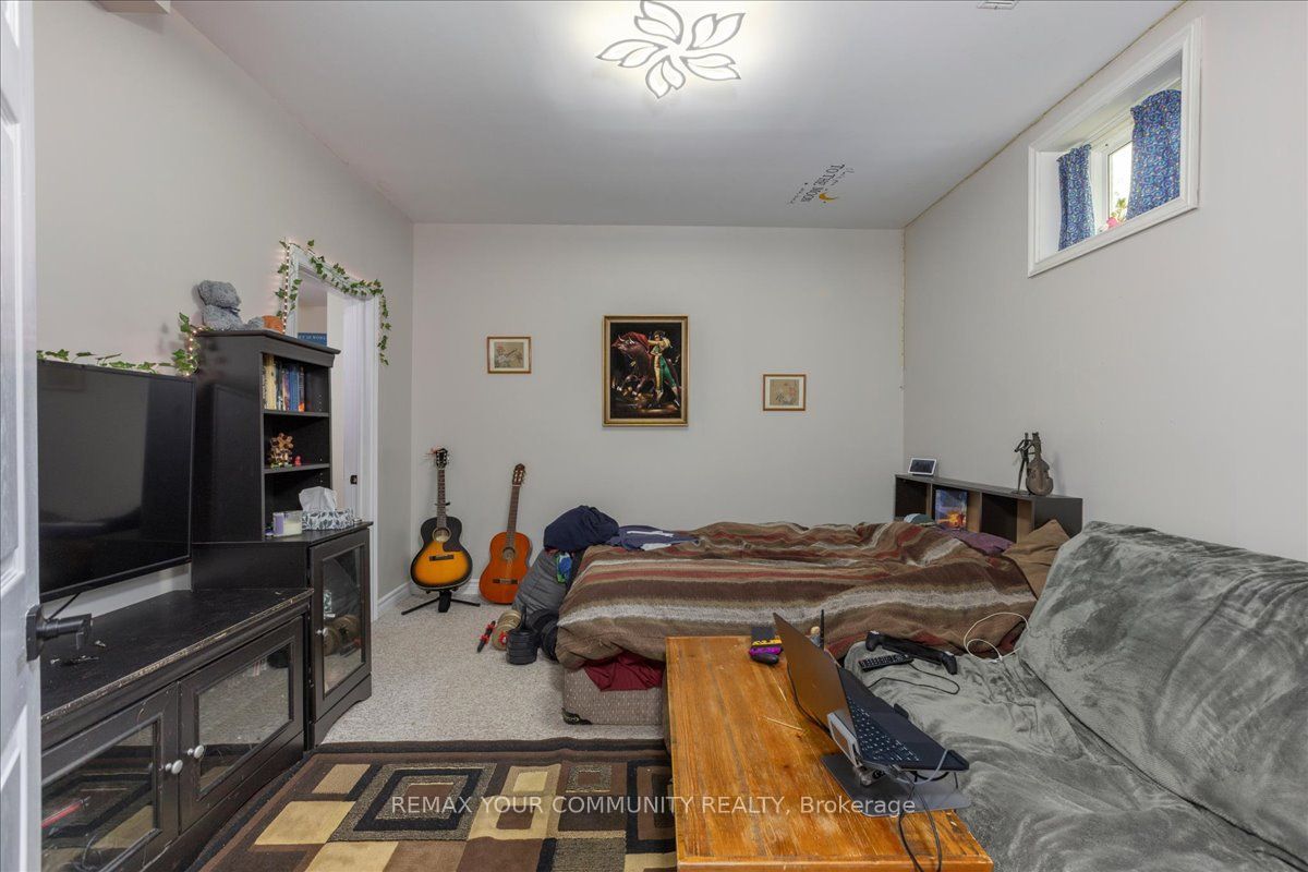 76 Riverglen Drive Property Photo 32