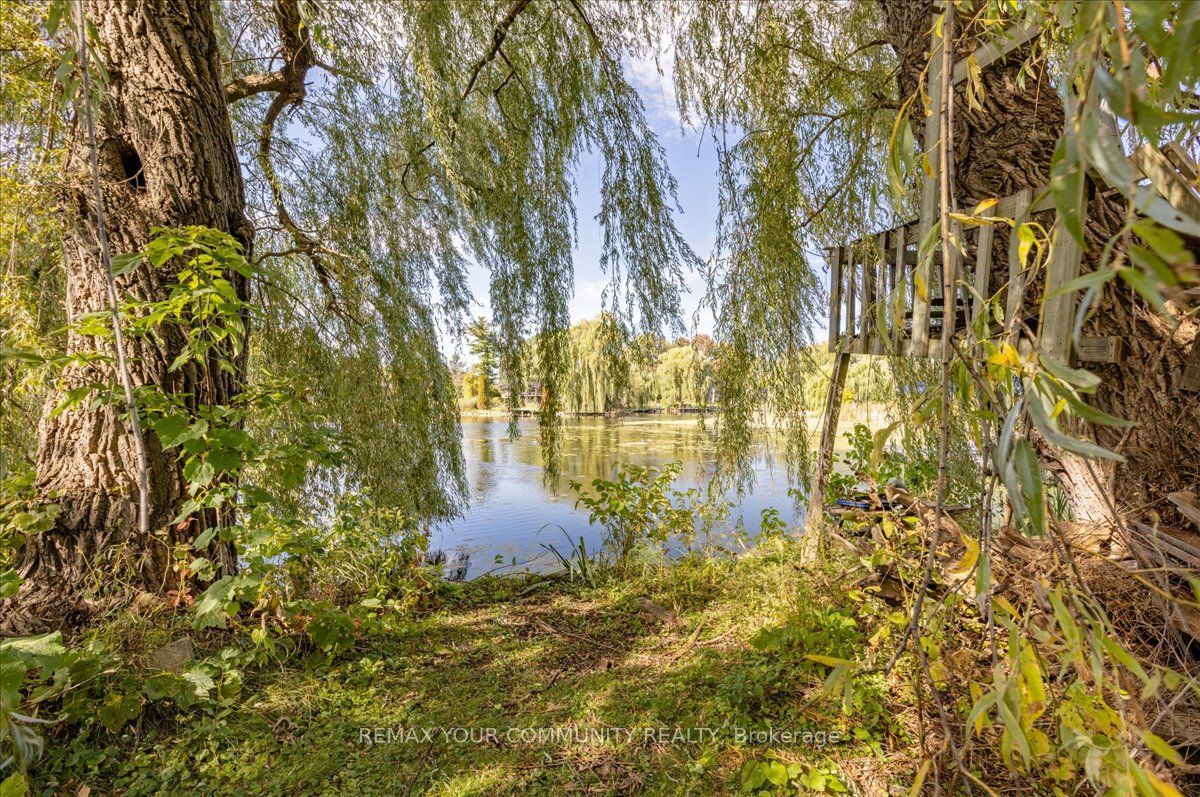 76 Riverglen Drive Property Photo 44